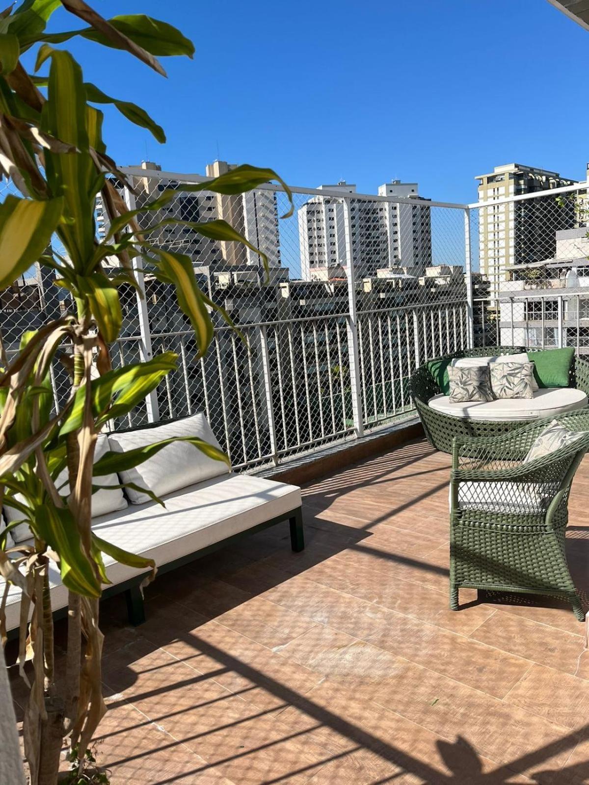 Apartamento Cobertura Incrivel, Silenciosa E Familiar Com Sala Ampla, Cozinha Americana, 3 Quartos, Area Gourmet, Terraco Aberto Com Churrasqueira E Jacuzzi Na Praia Da Barra Da Tijuca - Rio De Janeiro - Apto Inteiro So Pra Voce *