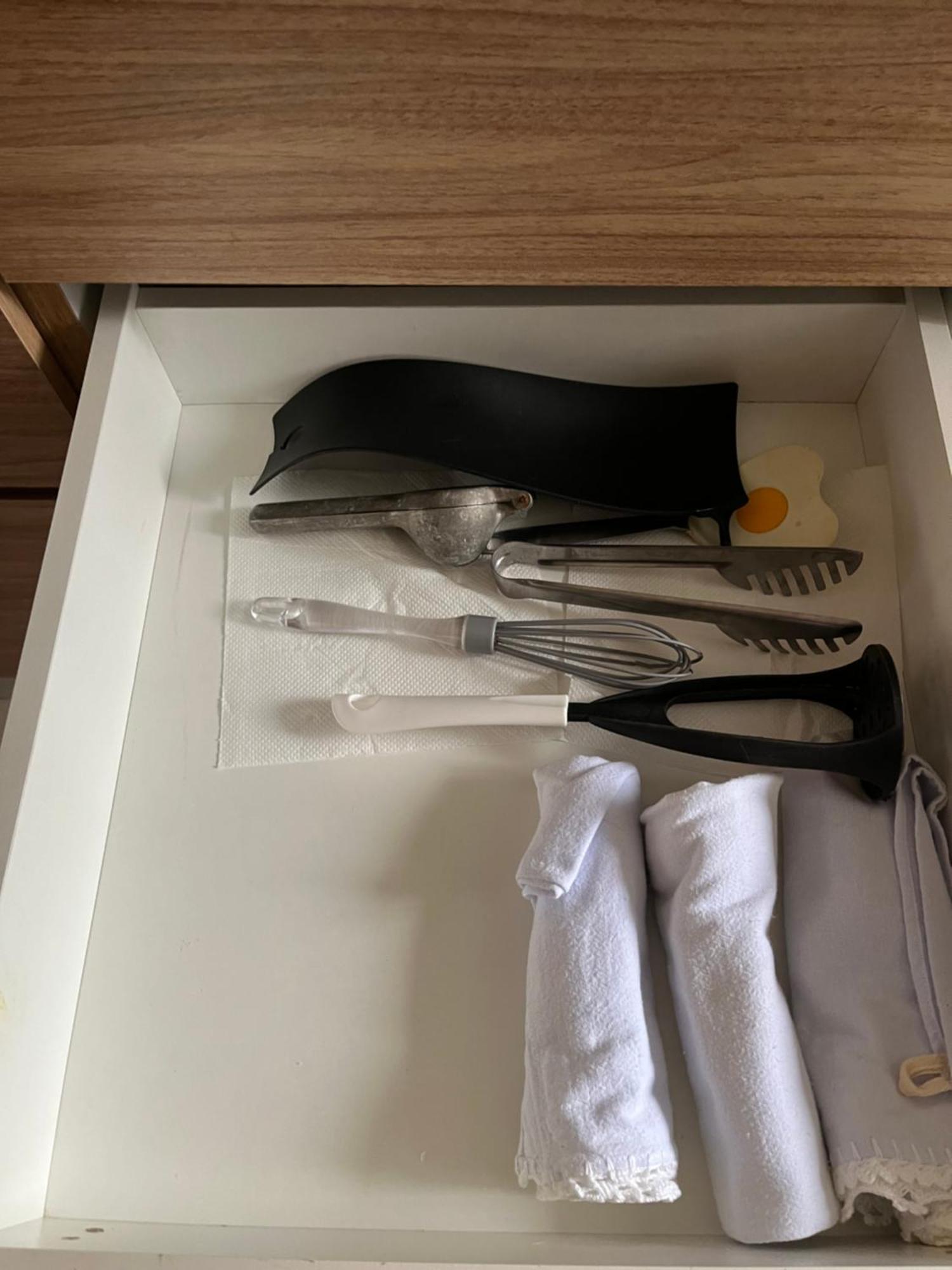 Cobertura Incrivel, Silenciosa E Familiar Com Sala Ampla, Cozinha Americana, 3 Quartos, Area Gourmet, Terraco Aberto Com Churrasqueira E Jacuzzi Na Praia Da Barra Da Tijuca - Rio De Janeiro - Apto Inteiro So Pra Voce Rio de Janeiro