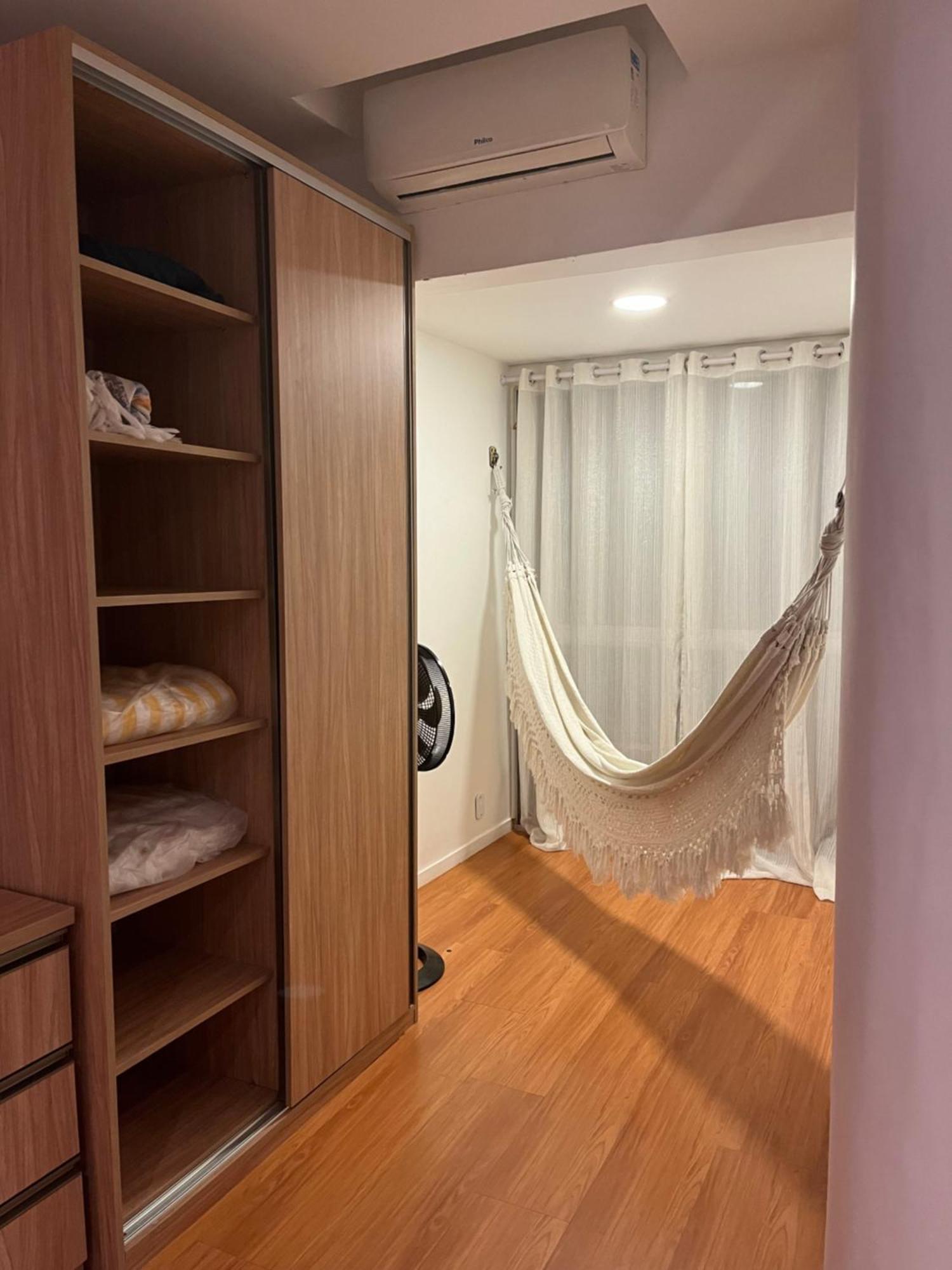 Apartamento Cobertura Incrivel, Silenciosa E Familiar Com Sala Ampla, Cozinha Americana, 3 Quartos, Area Gourmet, Terraco Aberto Com Churrasqueira E Jacuzzi Na Praia Da Barra Da Tijuca - Rio De Janeiro - Apto Inteiro So Pra Voce *