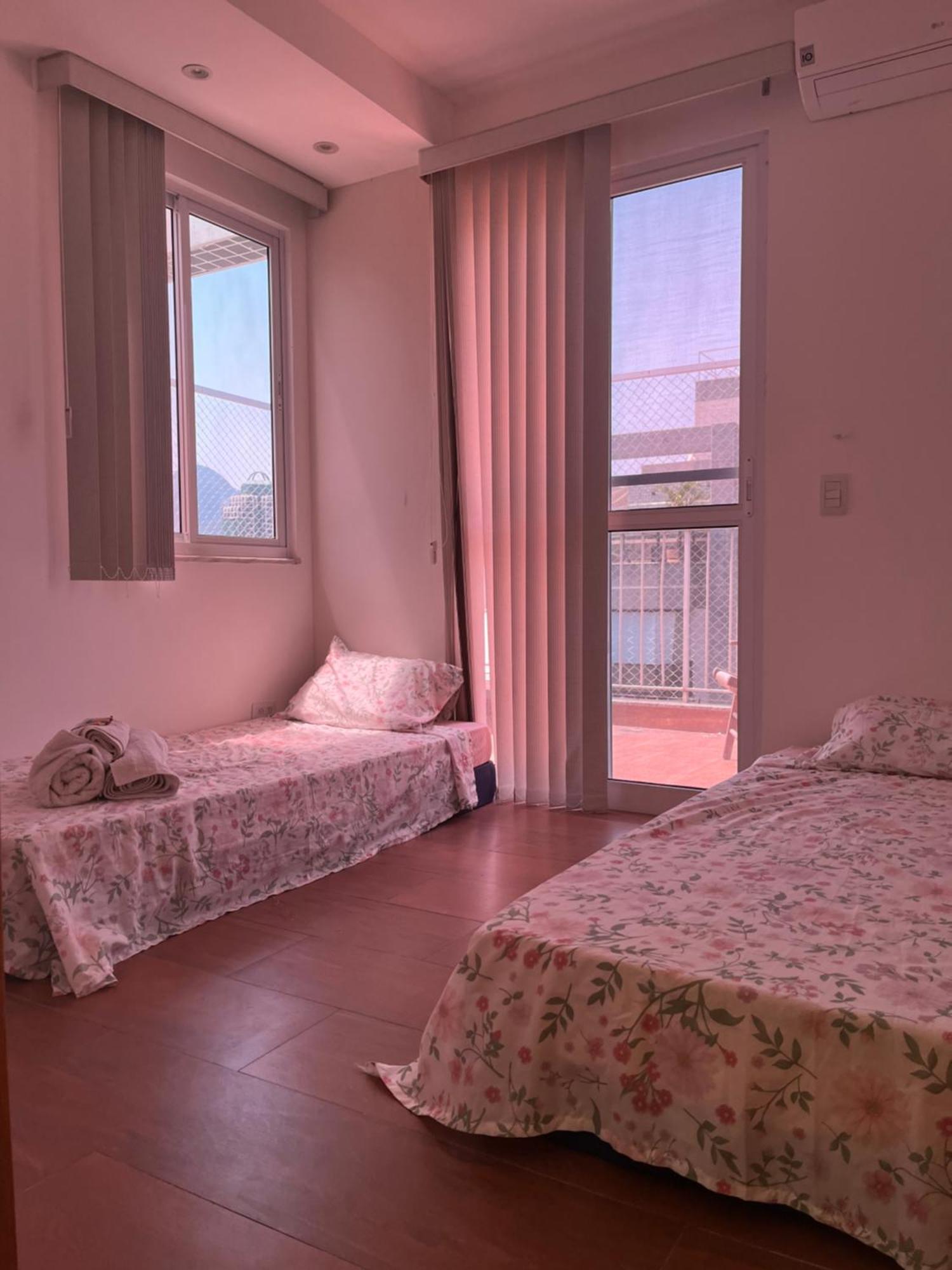 Cobertura Incrivel, Silenciosa E Familiar Com Sala Ampla, Cozinha Americana, 3 Quartos, Area Gourmet, Terraco Aberto Com Churrasqueira E Jacuzzi Na Praia Da Barra Da Tijuca - Rio De Janeiro - Apto Inteiro So Pra Voce Apartamento